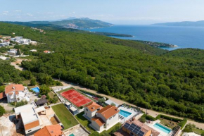 Mediterranean Villa Anatai with sauna & tennis court